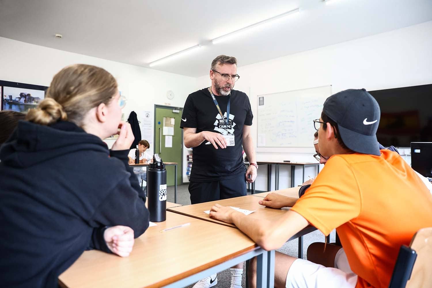 english-teacher-nike